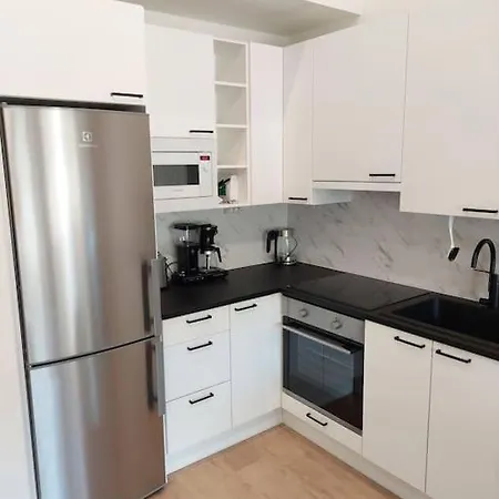 Modern 64m2 - Sauna, Jacuzzi, Near Center