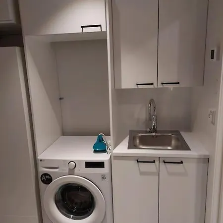 Modern 64m2 - Sauna, Jacuzzi, Near Center Ferienhaus