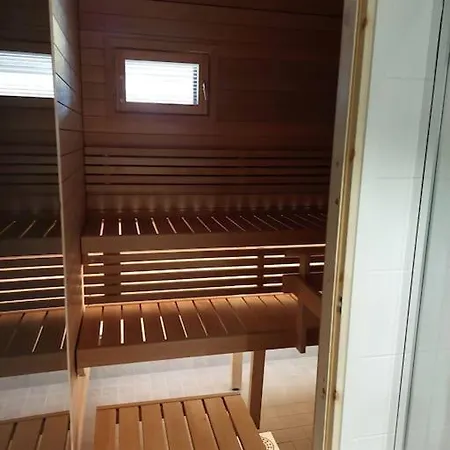 Modern 64m2 - Sauna, Jacuzzi, Near Center *